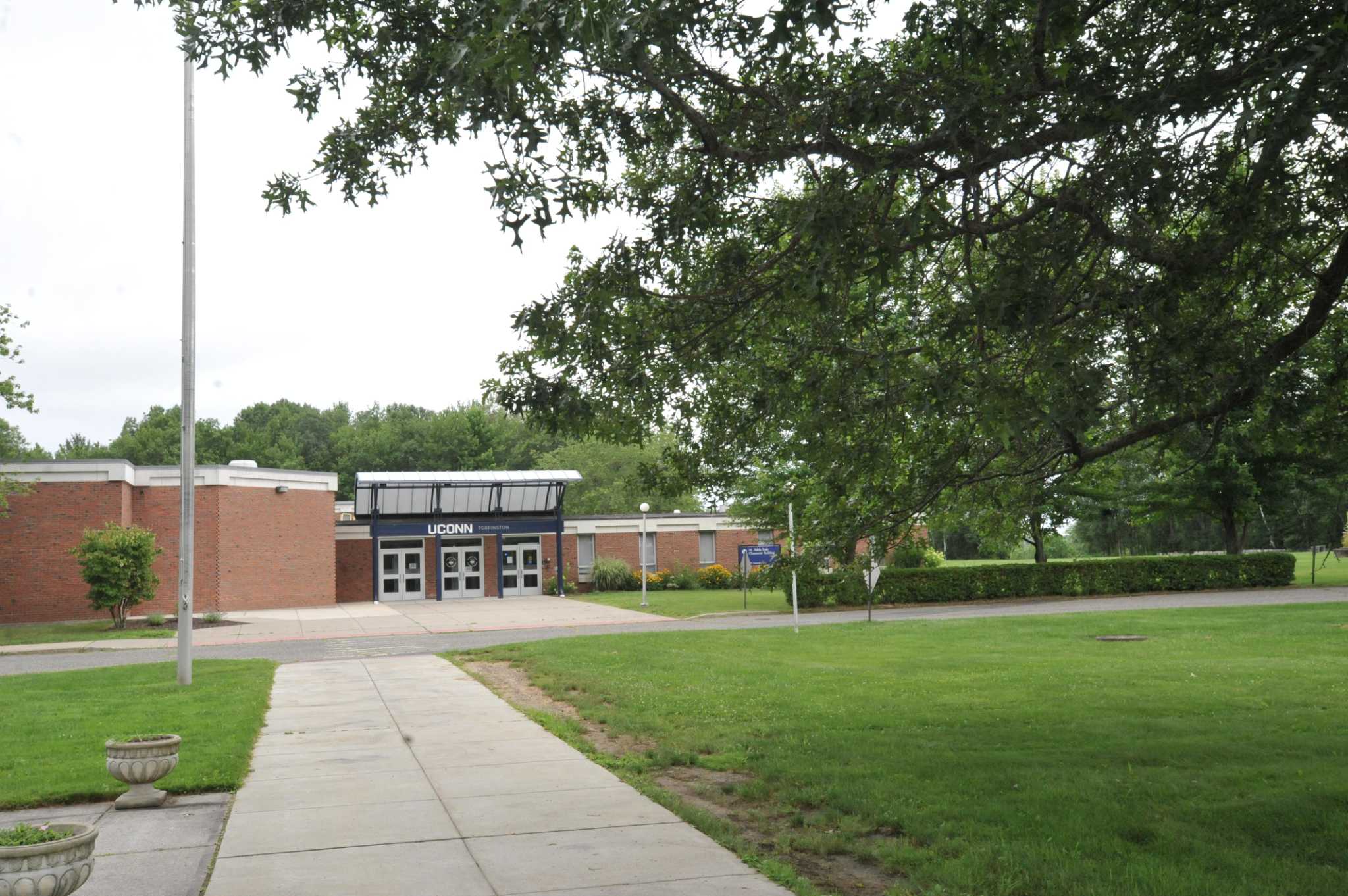 UConn notifies city of plans to sell Torrington campus