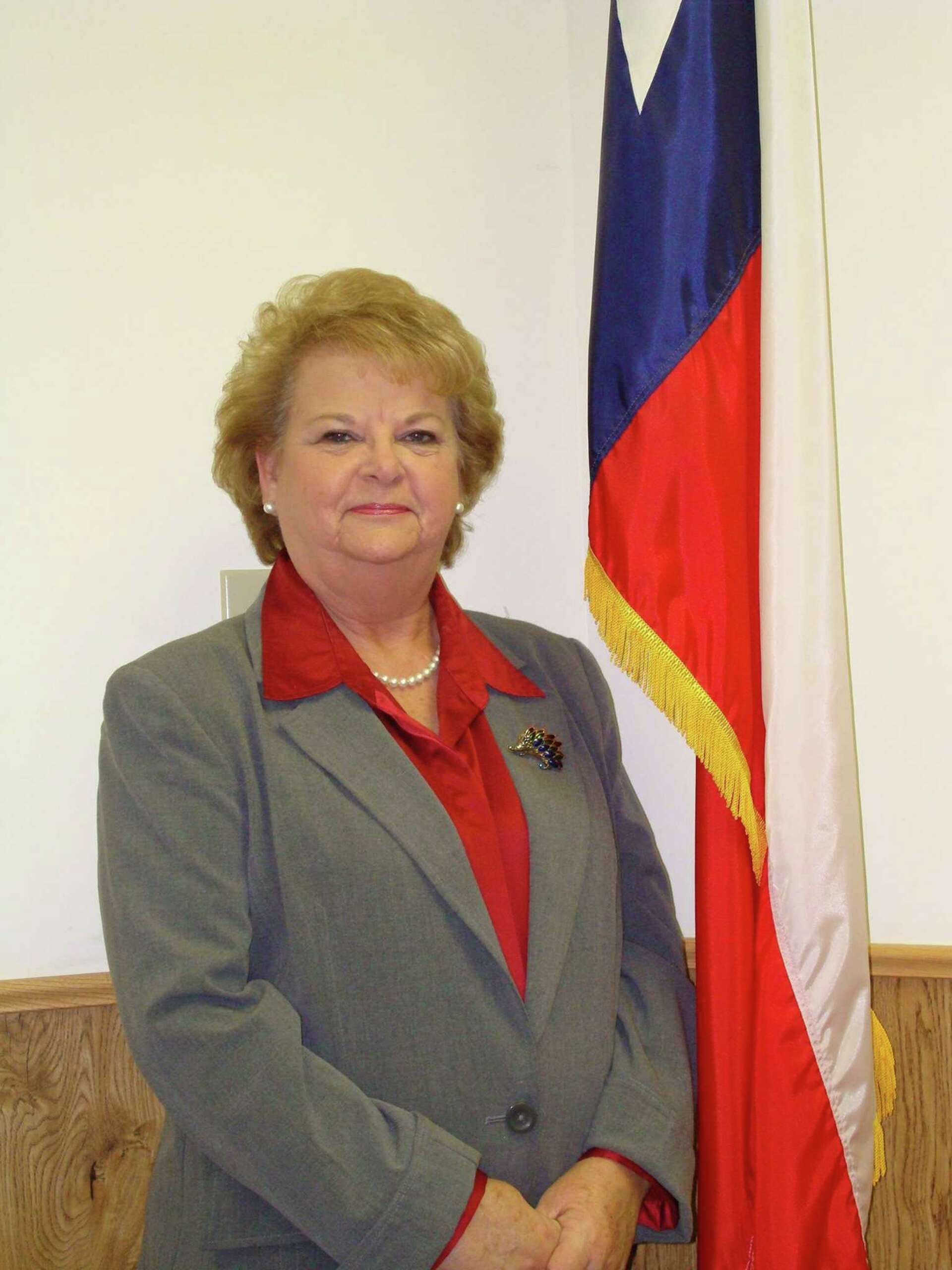 Guadalupe County Newspaper: A Community In Crisis - 641uvmk