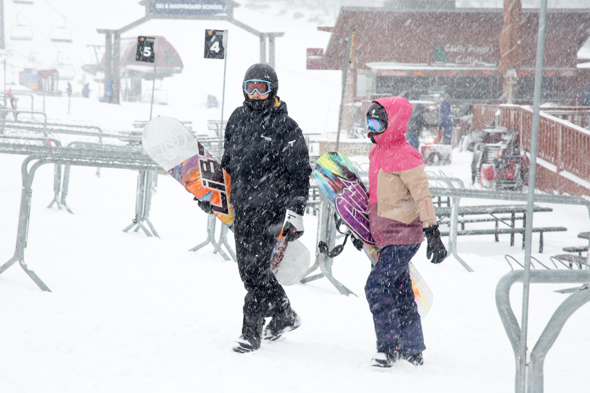 Snow Blizzard hits Sierra Nevada and Lake Tahoe - March 1, 2018