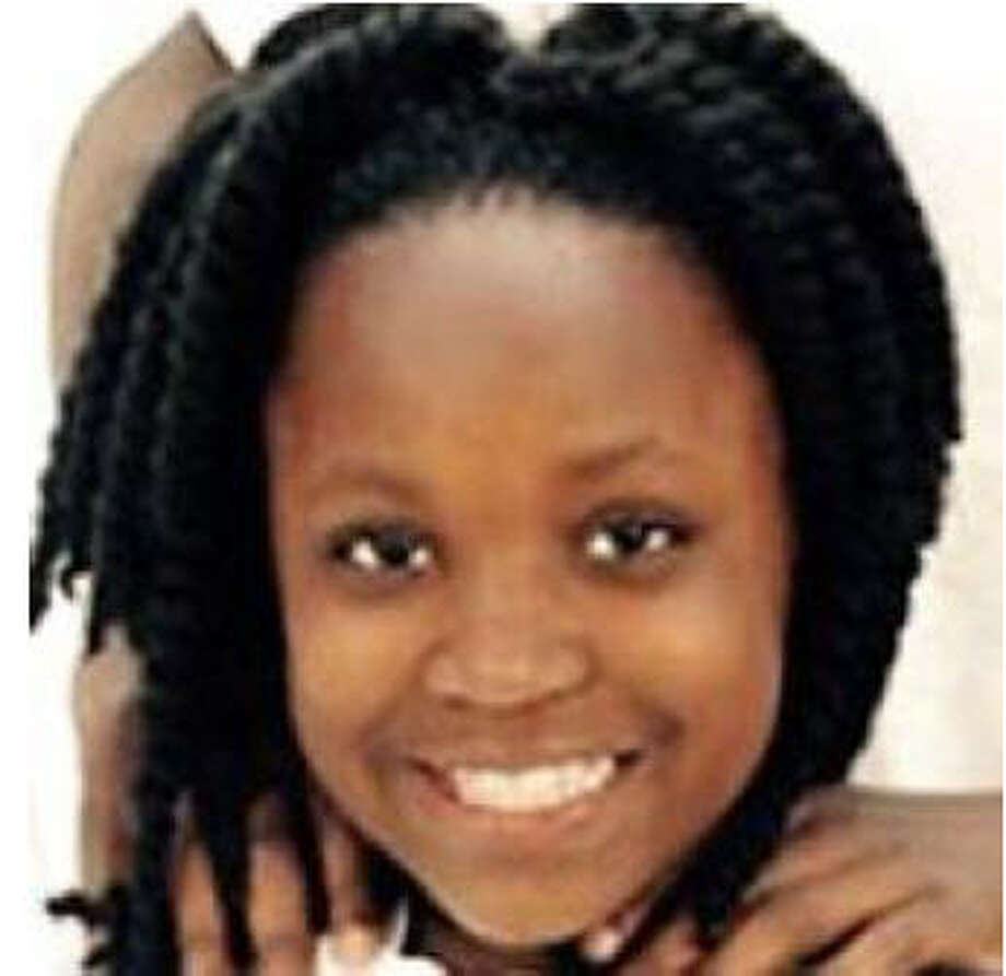 Police Searching For 9 Year Old Girl Last Seen Being Dropped Off
