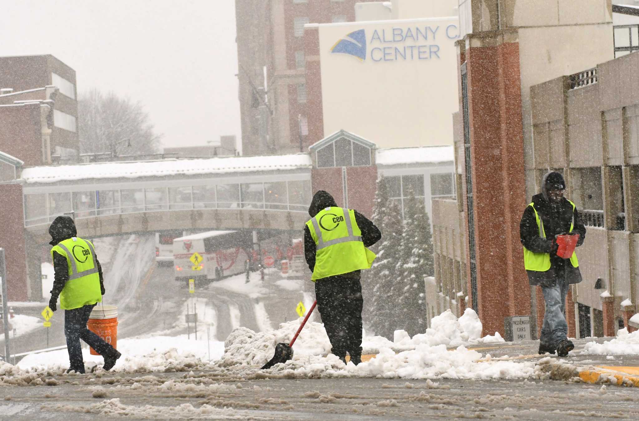 Albany declares snow emergency