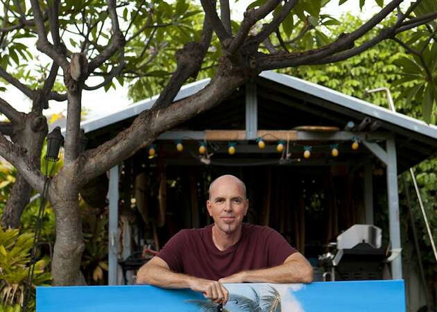 Former surfboard painter has an eye for Island's identity