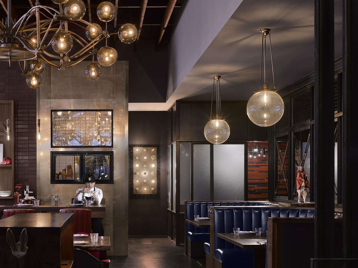 San Francisco chef Chris Cosentino�s Jackrabbit restaurant, offering playful decor and hearty seasonal fare, is part of the Duniway Portland�s appeal.