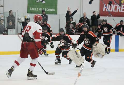 Ridgefield Tops Greenwich For Second Straight Fciac Boys Hockey Title Greenwichtime