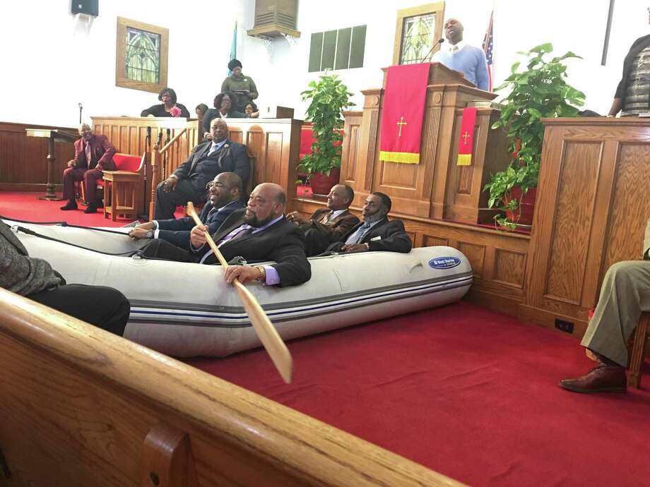 St Matthew S Ufwb Church Celebrates 100 Years As Parish Family New Haven Register
