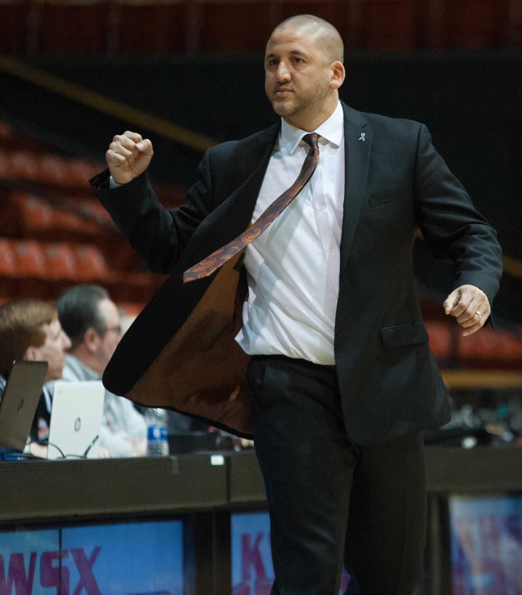 Tigers Surge Starting To Sink In For Coach Bradley Davis Sfgate