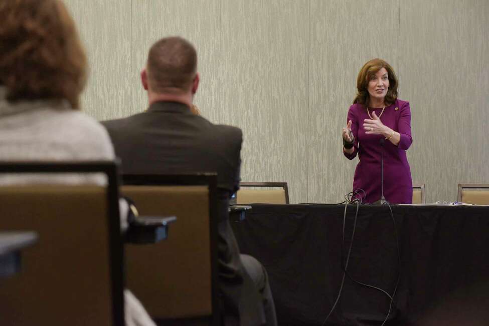 Lt. Gov. Kathy Hochul gives talk