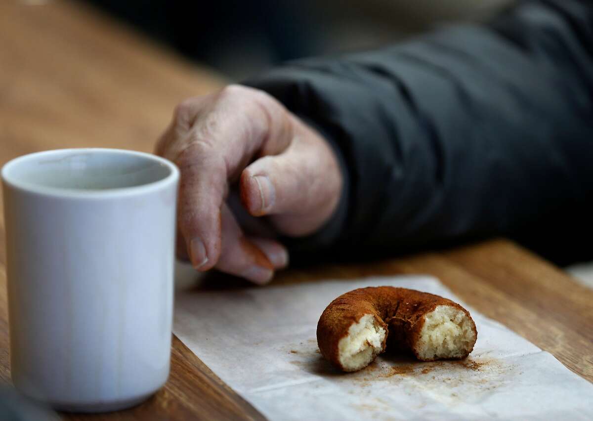 After nearly 60 years, Stan’s Donut still the sweet spot of Santa Clara