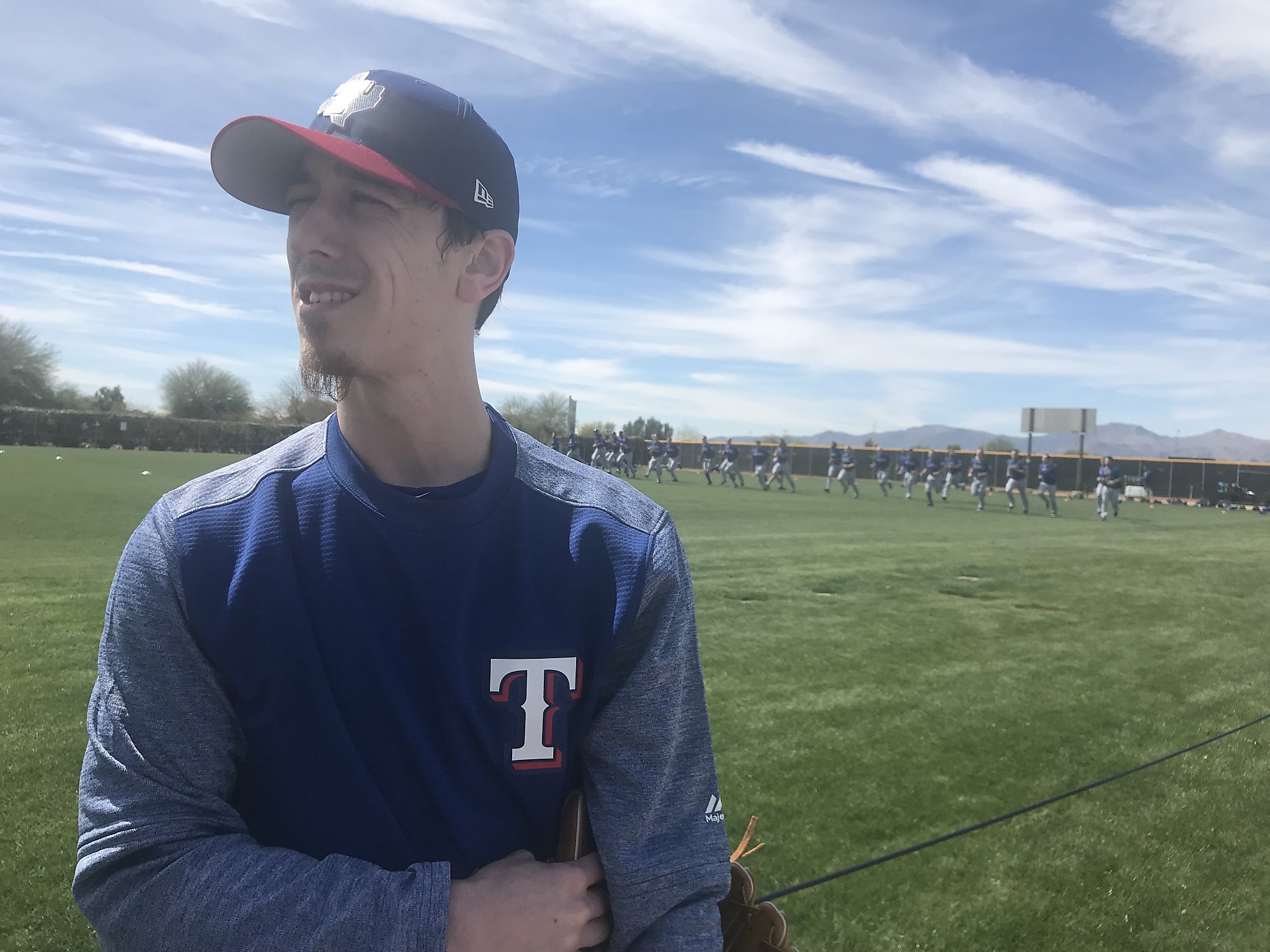 Tim Lincecum joins Rangers with new contract, heavy heart