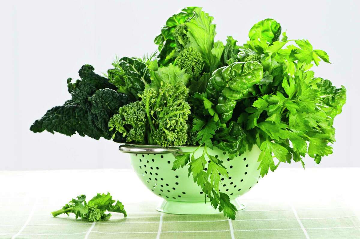 Leafy greens and blood thinners: Too much vitamin K, found in lettuce and other leafy greens, can inhibit the effects of blood thinners. “Some people think the idea is to cut out vitamin K completely, but that’s not quite right,” explained Andy Bellatti, a Las Vegas-based dietitian. “The key is to have consistent intake. If your diet is generally high in vitamin K, keep eating that way. You may need a higher dosage of blood thinners. If you’ve never eaten a green leafy vegetable in your life, now while you’re taking blood thinners may not be the time to start.”