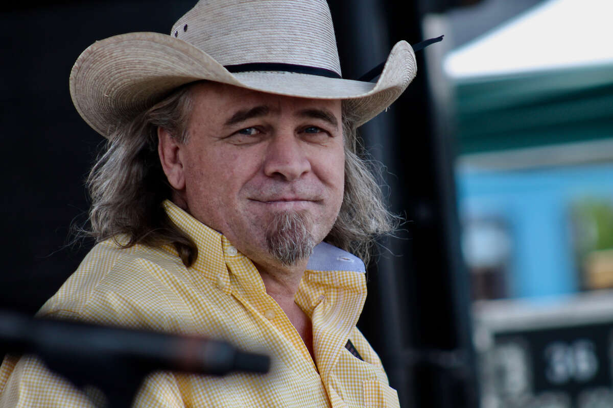 Houston country star Doug Supernaw dies of cancer at age 60