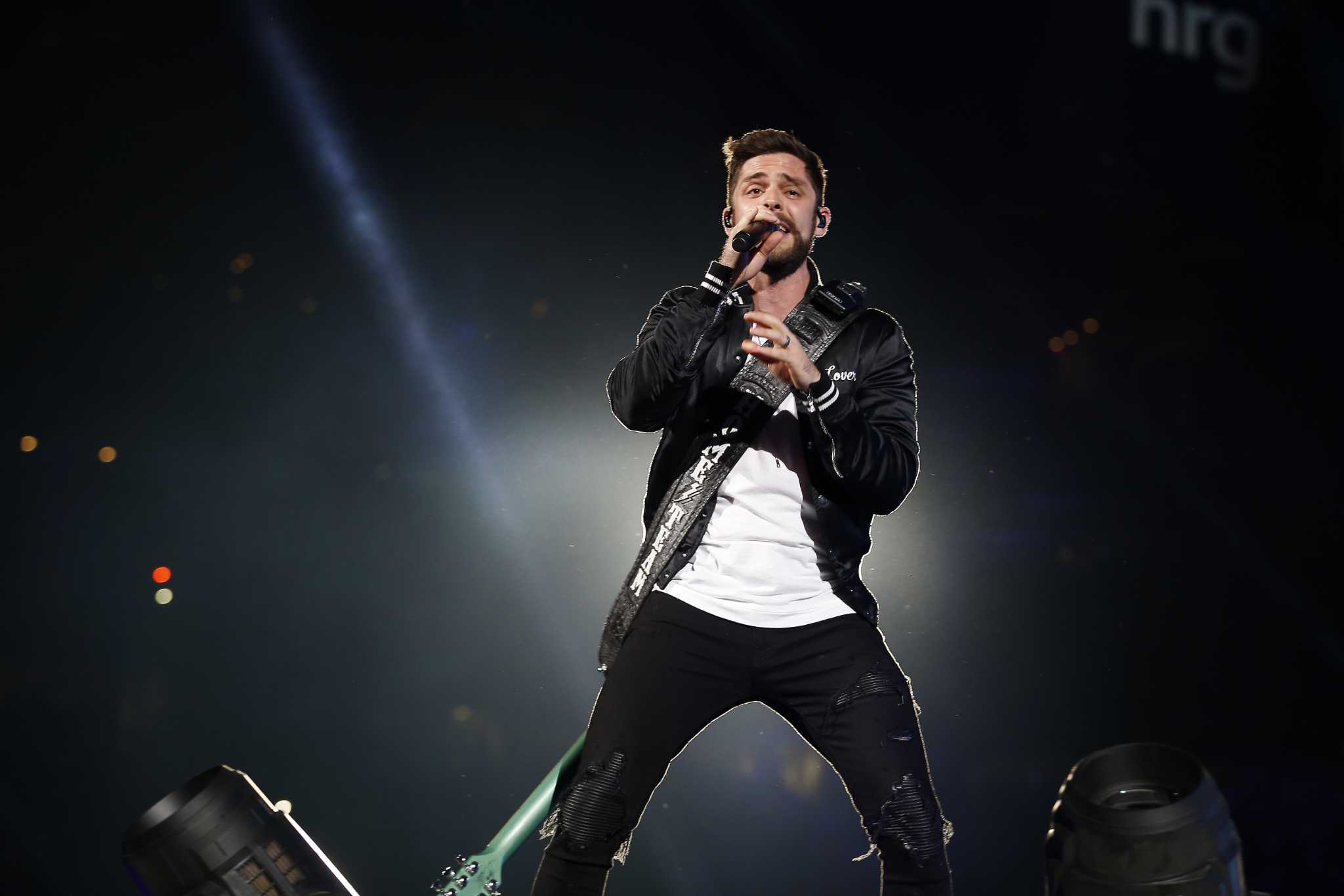 Thomas Rhett brings a pop of country to RodeoHouston