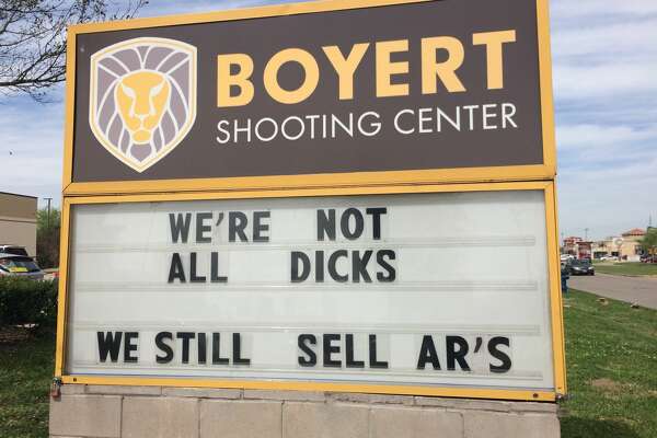 Katy Gun Range Pokes Fun At Dick S Sporting Goods Ar 15 Policy On Store Marquee Houstonchronicle Com