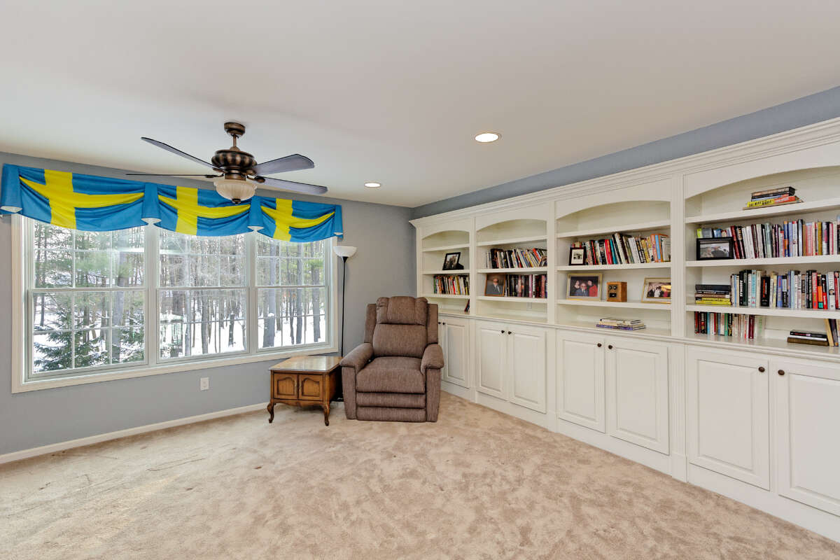 House of the Week Palatial in Slingerlands