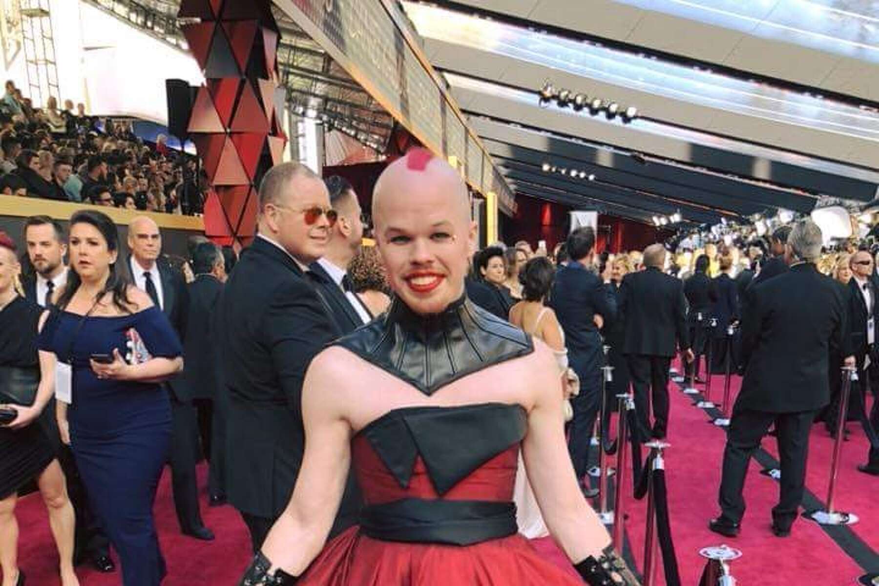Woodlands designer makes dress worn at Academy Awards
