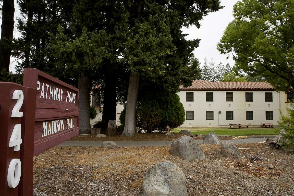 All 3 hostages, gunman dead at Yountville veterans home