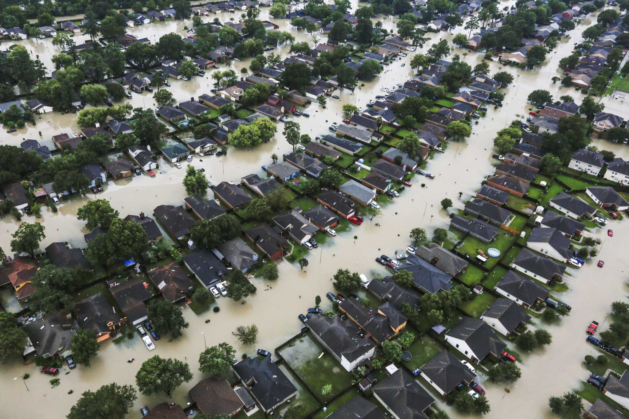 After Harvey, Houston's Mattress Mack shows he has the city's