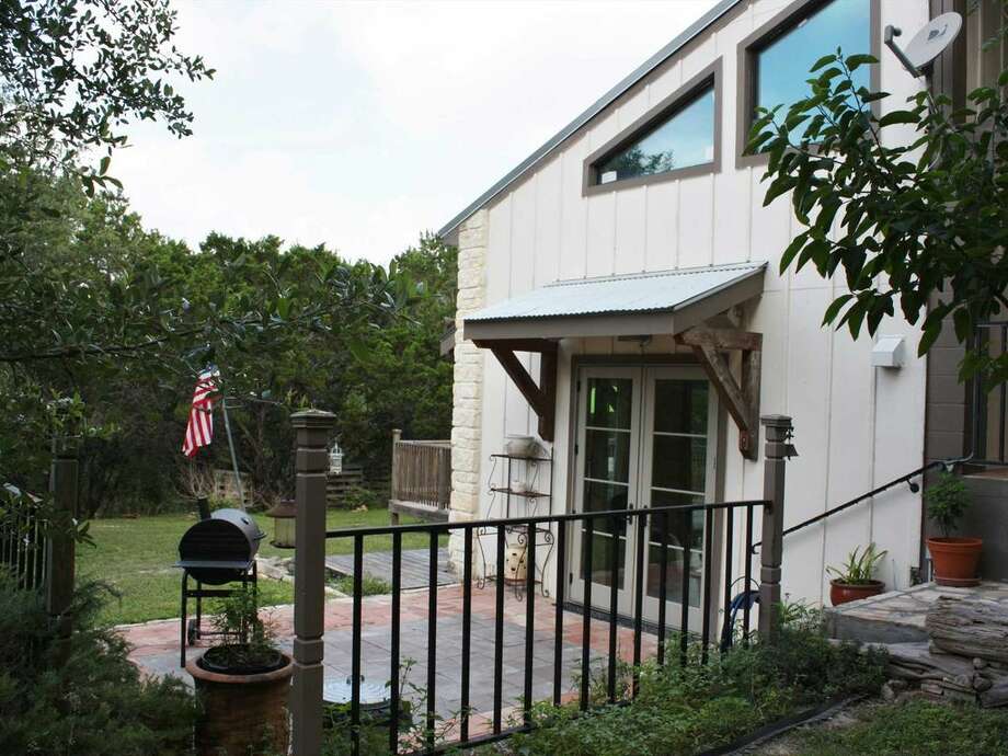 10 cabins near Garner State Park and the Frio River ...