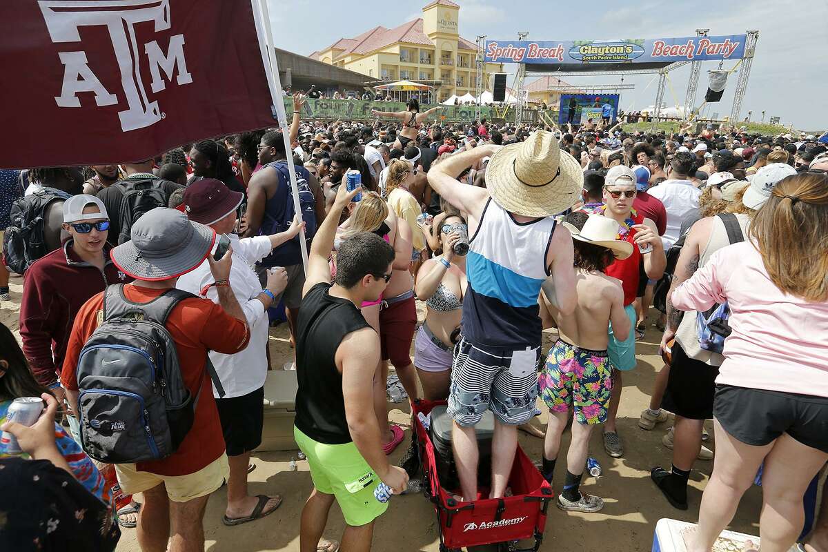 As South Padre Island grapples with identity, Spring Break turnout is