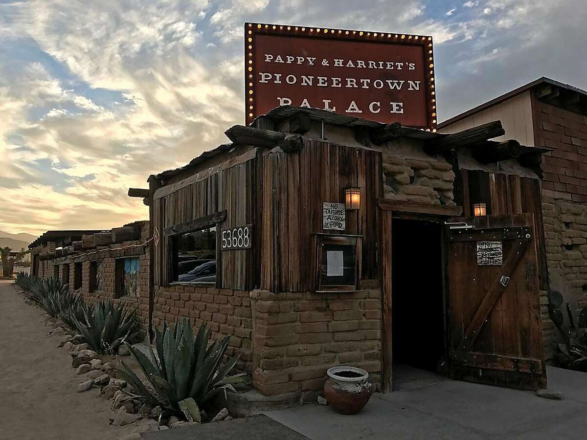 Pappy and Harriet's Pioneertown Palace in Pioneertown, Jeff Hollett-Flickr