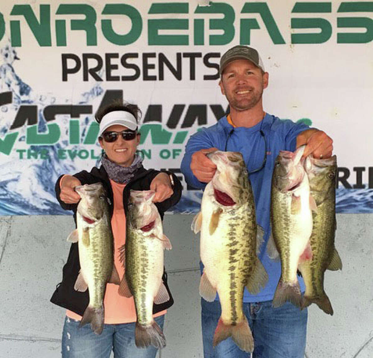 Jason and Christi Slot came in second place CONROEBASS/CASTAWAY RODS Weekend Series with a stringer total weight of 20.13 pounds.