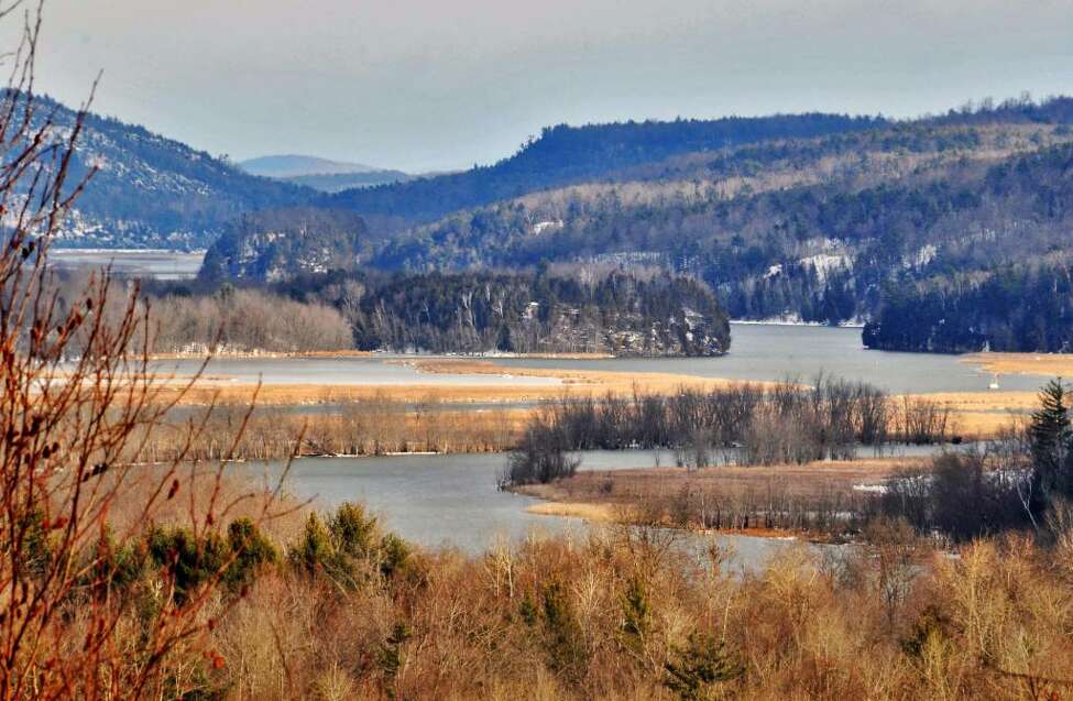 Wildlife path between the mountains