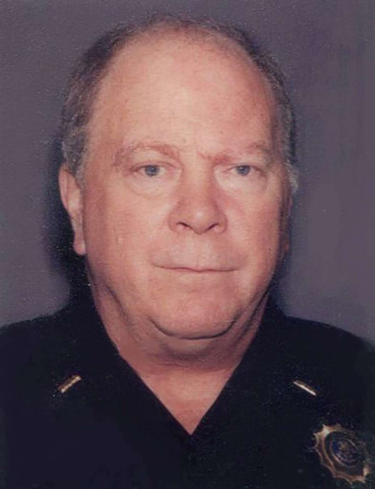 A former Greenwich police lieutenant, Robert J. Brown Sr., died at the age of 74.