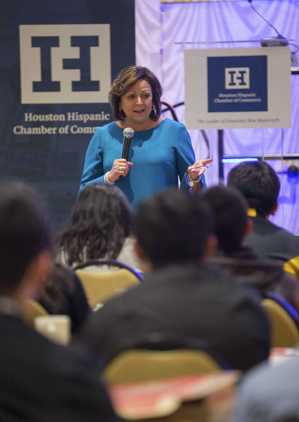 New Mexico Governor Susana Martinez speaks to Houston-area high school students during the Houston Hispanic Chamber of Commerce's Womens Leadership Conference & Business Expo, Thursday, March 15, 2018, in Houston. ( Mark Mulligan / Houston Chronicle )