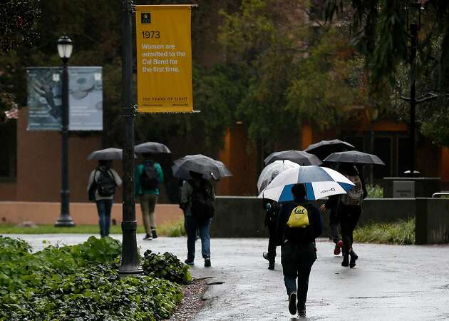 Atmospheric river set to bring thunderstorms to Bay Area