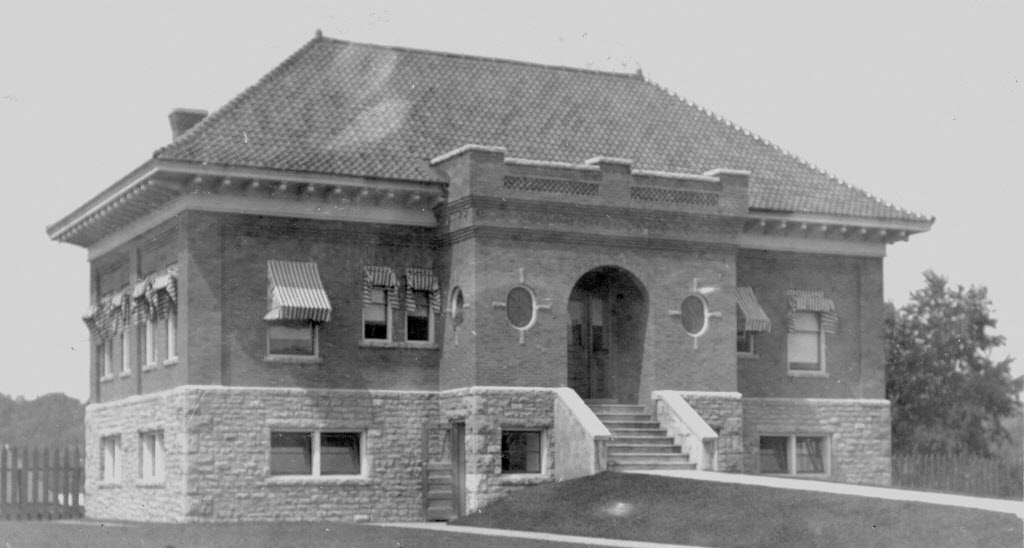 Photos Corinth through the years