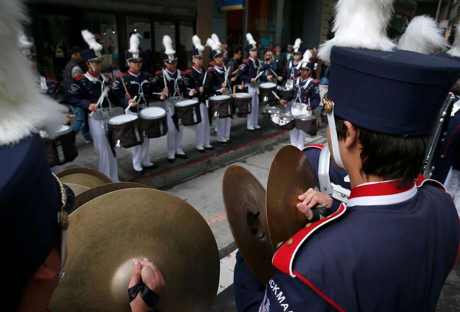 the beckman high school patriots band from irvine rehearses