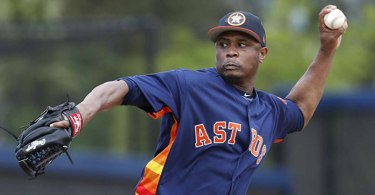 Lefty Tony Sipp lands Astros' final bullpen spot