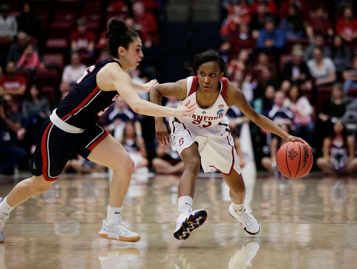 Stanford's Kiana Williams (23) is guarded by Gonzaga's Jessie Loera (15) in the fourth quarter at Maples Pavilion on Saturday, March 17, 2018, in Stanford, Calif.