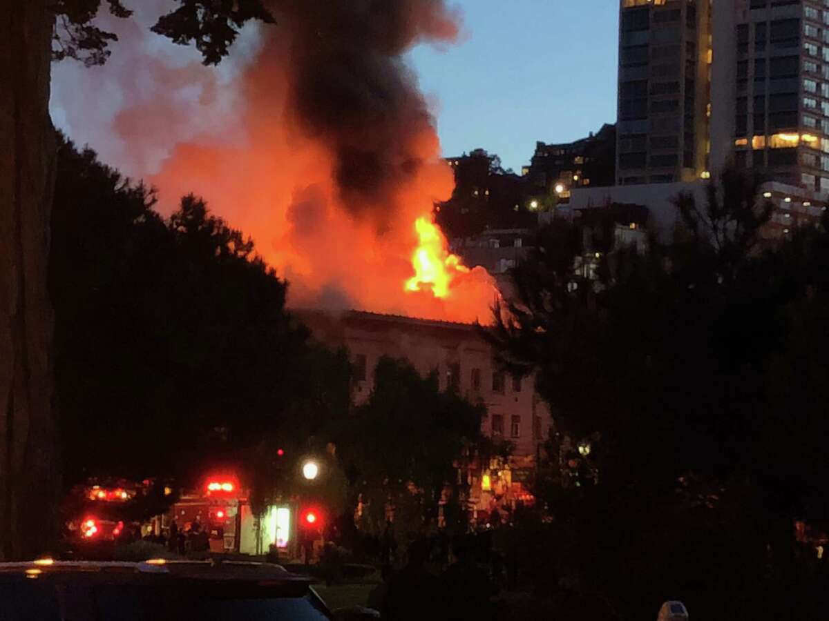 A huge fire raged through a building at 659 Union St. near Powell Street.in San Francisco's North Beach. The entire 650 block of Union Street was evacuated.
