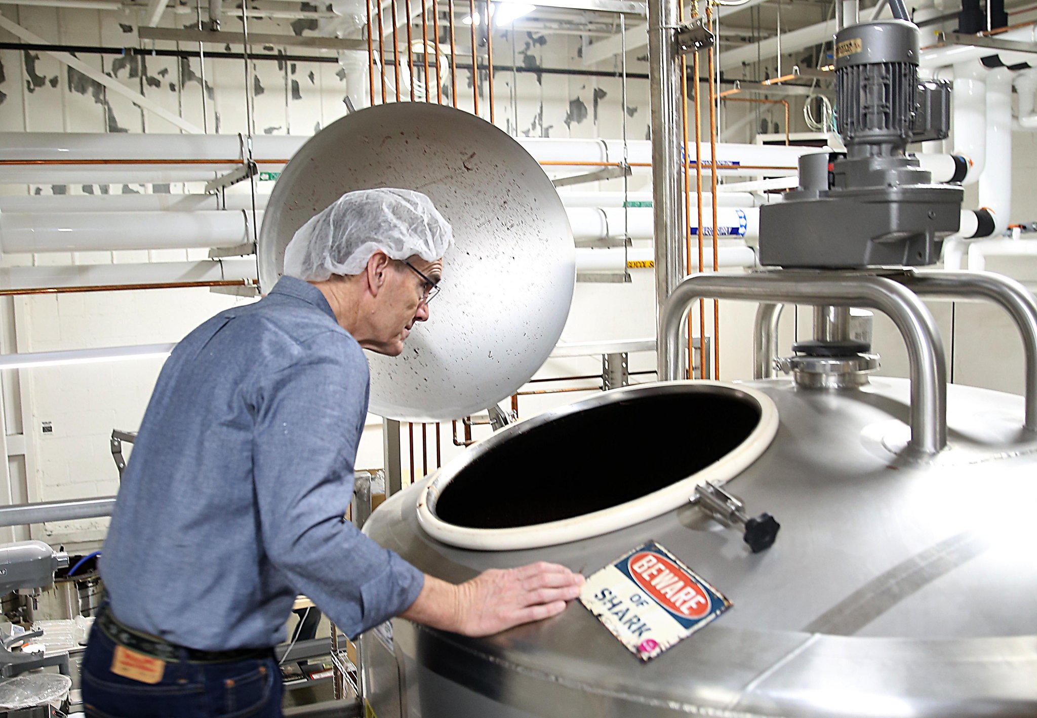 Behind The Scenes At Ocho S Oakland Candy Factory Sfchronicle Com