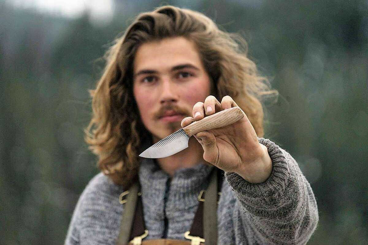 Everett Noel is a 19-year-old knifemaker who roves around California working on a mobile workshop