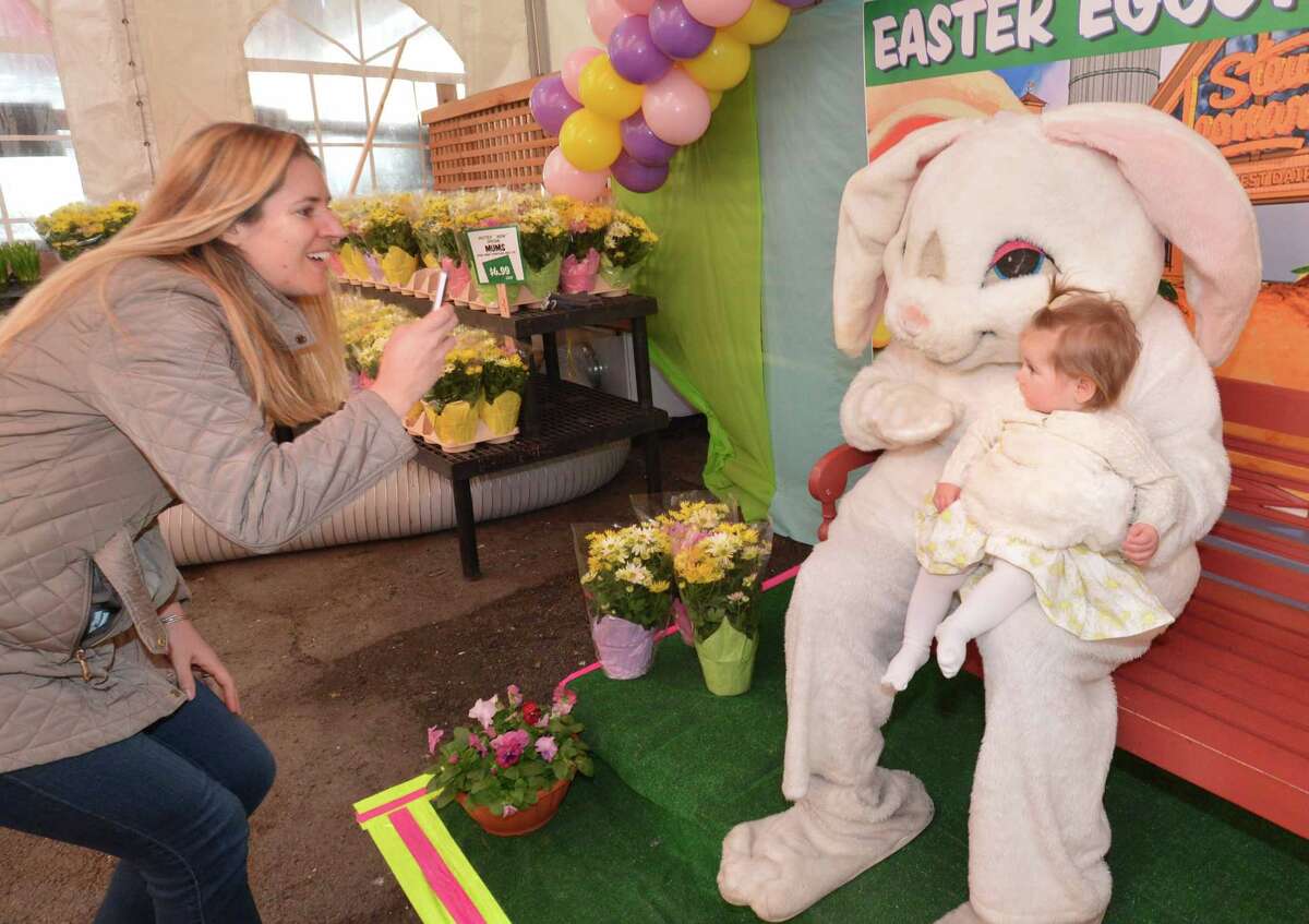 In Photos Stew Leonard’s hosts Easter Eggstravaganza