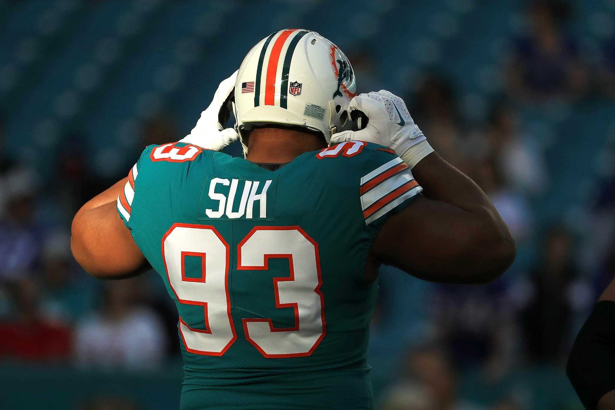 Ndamukong Suh Won't Visit Raiders