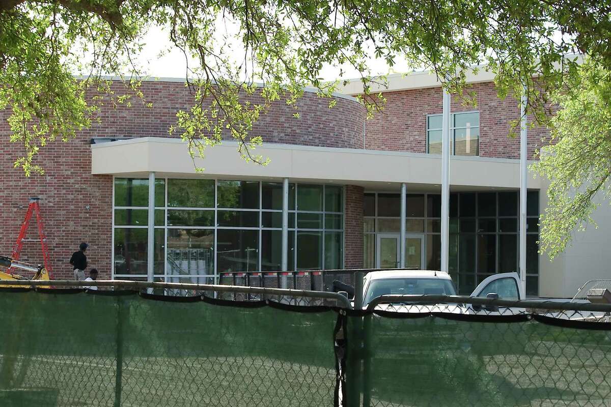 New Deer Park City Hall may open May 8