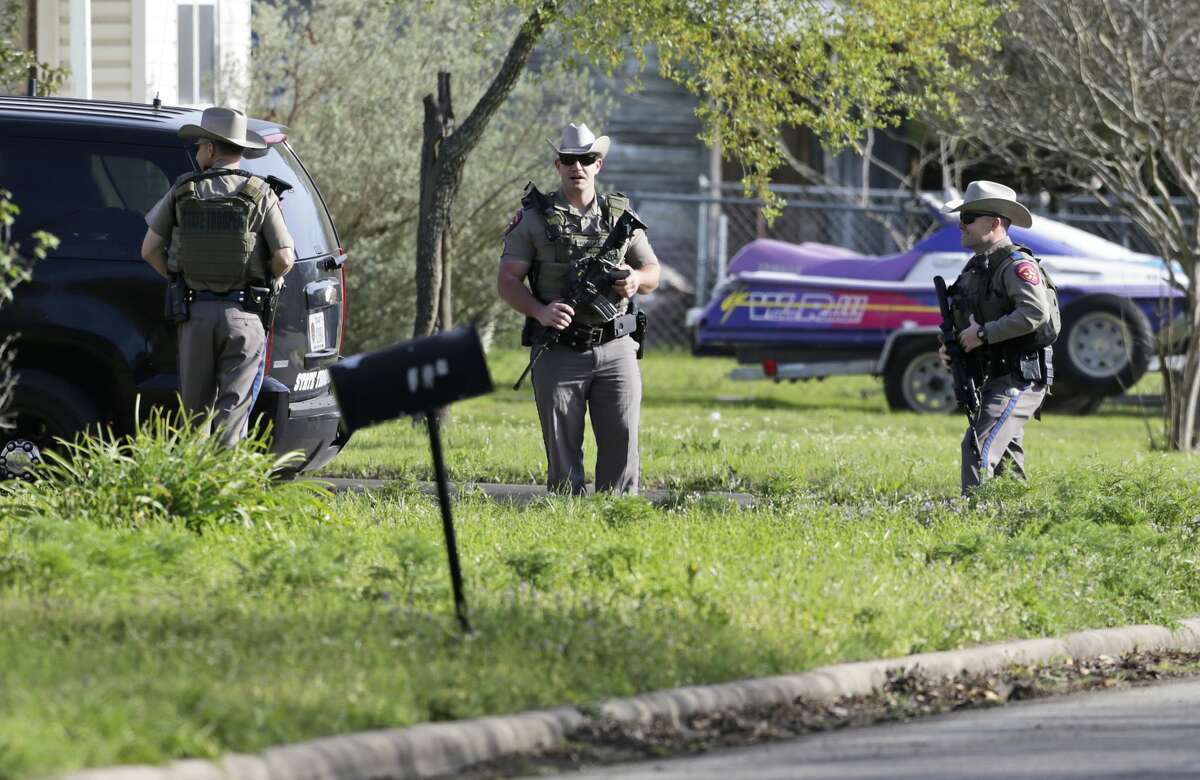 Photos Show Scene After Austin Bombing Suspect Captured, Authorities ...