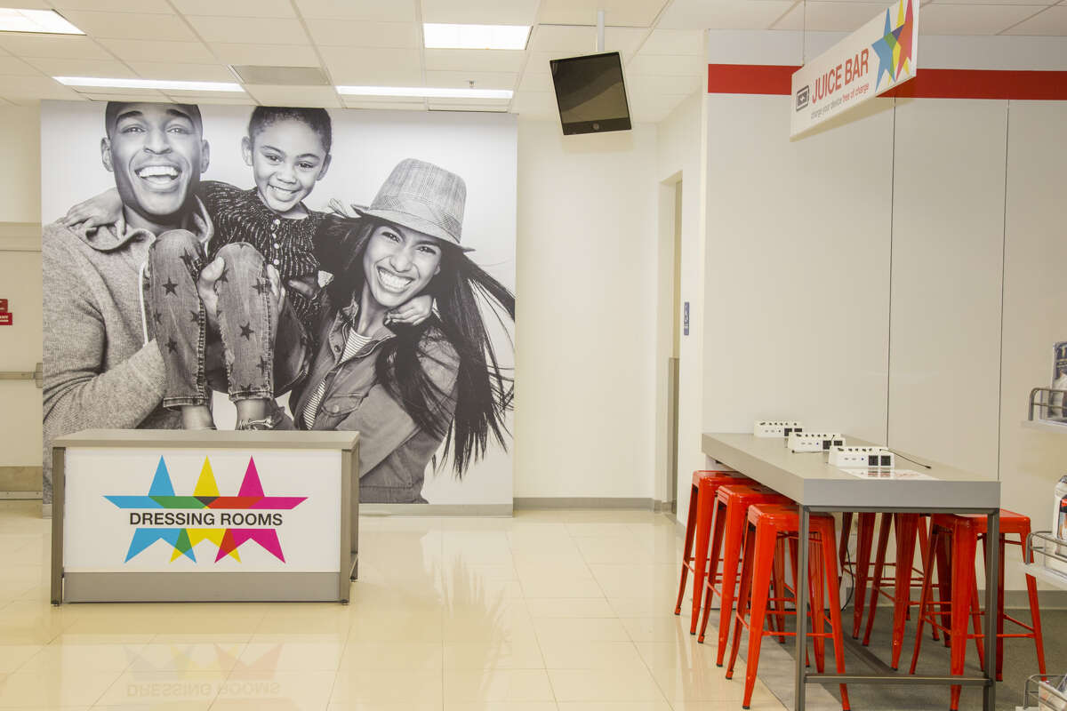 Macy's Backstage outlet to open in Pearland store