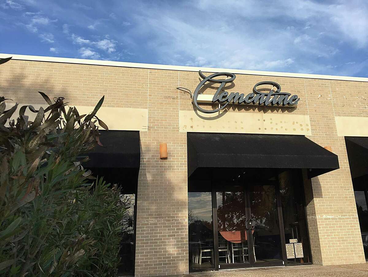 Review 3 stars for Clementine in Castle Hills