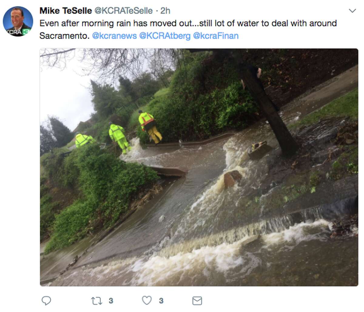 Photos show crazy flooding, stuck cars around Northern California