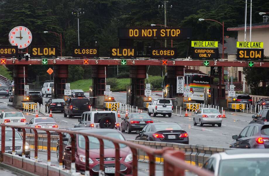 Multivehicle collision on northbound Golden Gate Bridge backs up