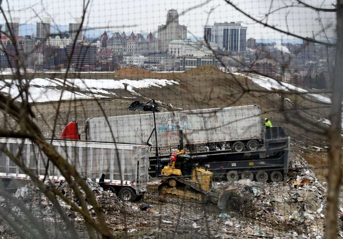 DEC checks trash trucks heading into Dunn dump in Rensselaer