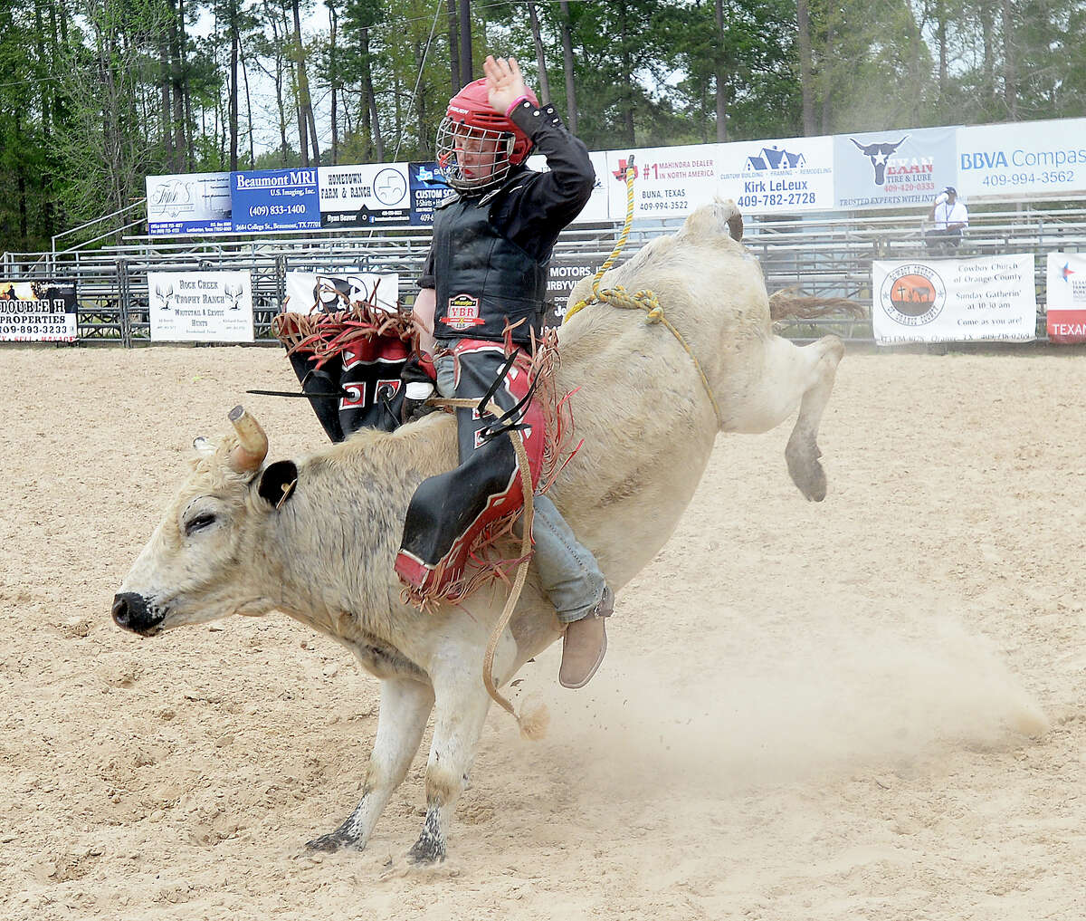 Cody Teel, Cooper Davis inspire young SE Texas riders