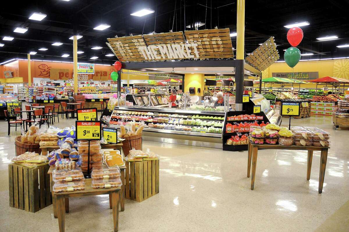 Houstonbased Fiesta Mart to be acquired by El Super grocery chain