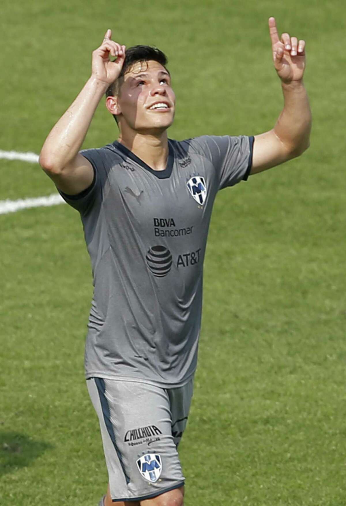 Penalty kicks power CF Monterrey past Cruz Azul