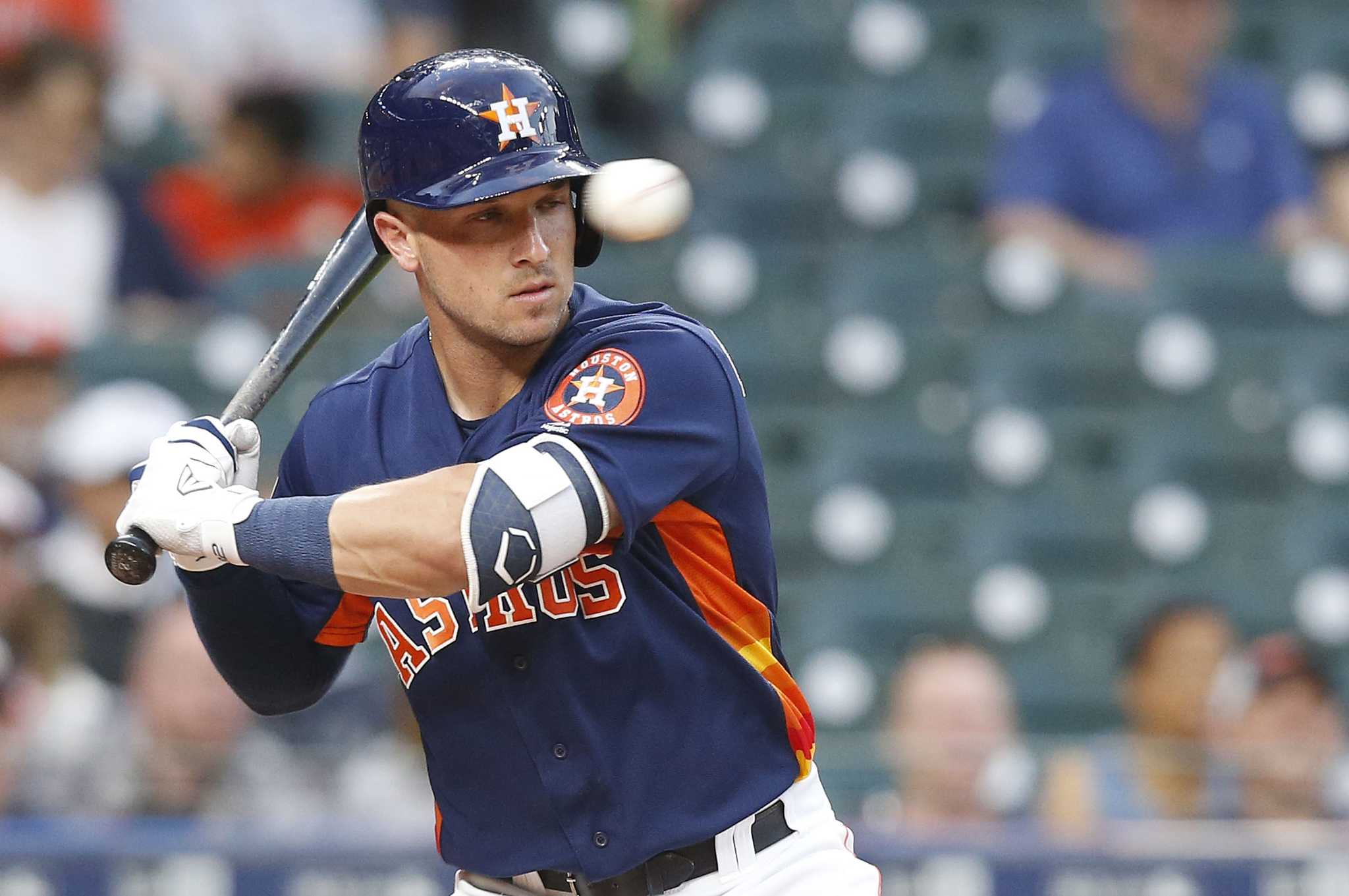 Astros' Alex Bregman works through batting issues