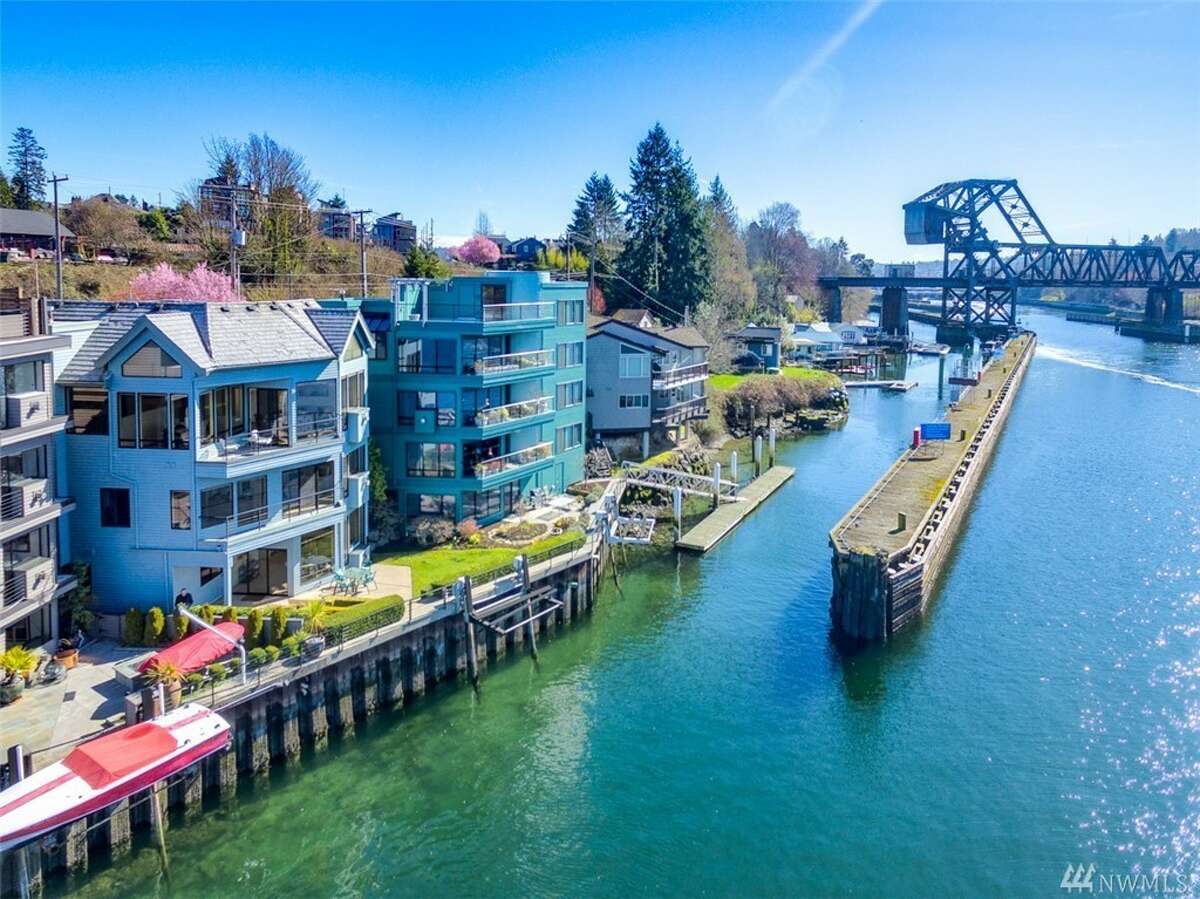 Ballard waterfront condo costs 1M more than it did in 1998